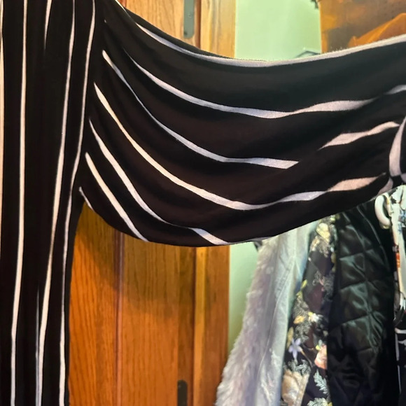 Gorgeous black and cream duster/cardigan - Picture 4 of 6